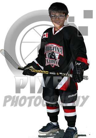 U7BLACK-SELECT_Jake_DCosta_1100