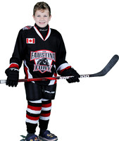 U7BLACK-SELECT_Joshua_Sobczyk_3068