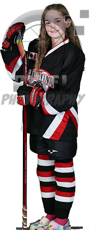 U9BLACK-SELECT_CALI_CLINE_7396