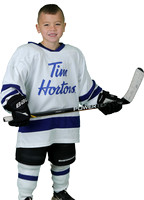 U7West-TorontoWhite_Arie_Fung_4598