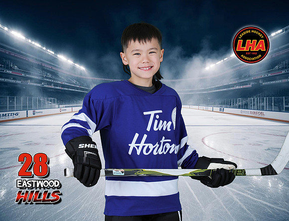 U7Blue_Eastwood_HILLS_ID=010526-HOLJ6YDY7
