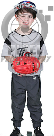 5UGrey-Team6_Rhys_Lowe_3794
