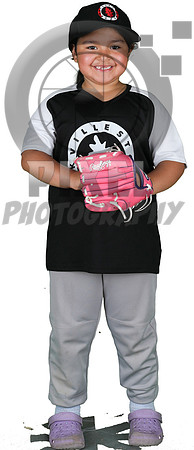 7U-Team6-OakvilleStone_Evangeline_Hilwi_2528