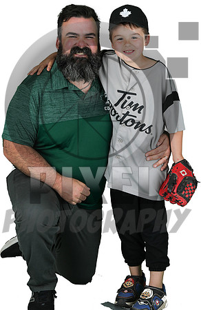 MinorRookie-Team1-Grey_James_Thibeault_4650