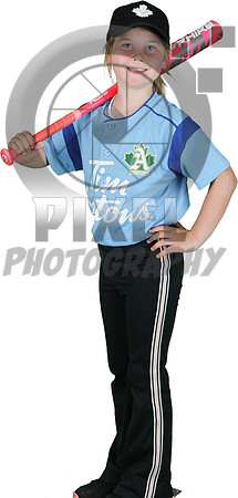 Rookie-Team3-SkyBlue-StormChasers_Lacey_Roza_5511