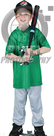 7UDarkGreen_Anderson_Thompson_4245