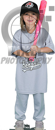7UGrey_Ava_Caputo_5873