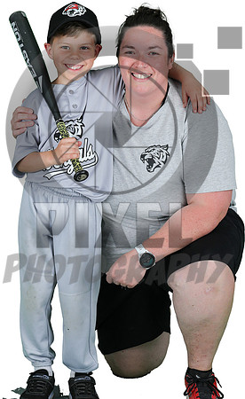 7UGrey_Archer_Keeley_5746