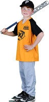 9UTeam5-DairyQueen-Pirates_Hunter_Brooks_4167