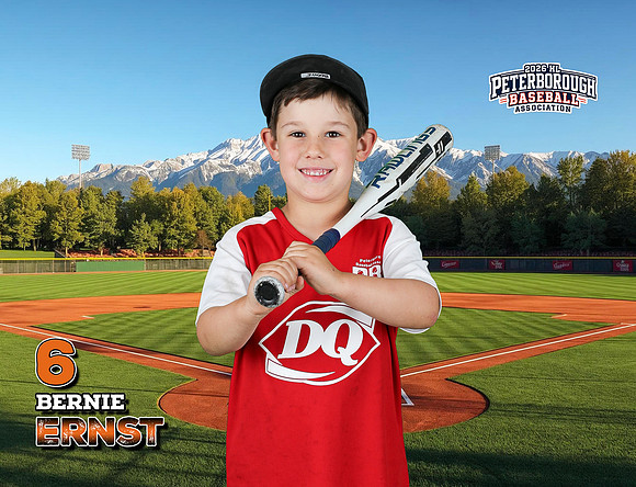 7UTeam4-DairyQueen-RedSox_Bernie_ERNST-4999