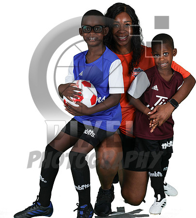 U4-5-Maroon_Gabriel_Onaps_0741