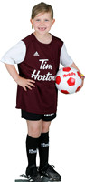 U6-5-Maroon_Elise_Lubker_1663