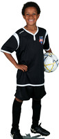U8-3-black_Adem_Bechedli_3070