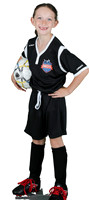 U8-3-black_Claire_Pryhoda_3249
