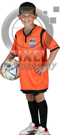 U8-7-orange_Matias_Penado_3908