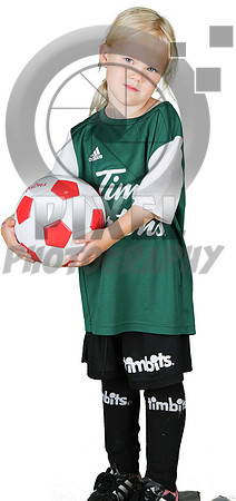 U5TeamDarkGreen_Evie_VanHoffen_9012